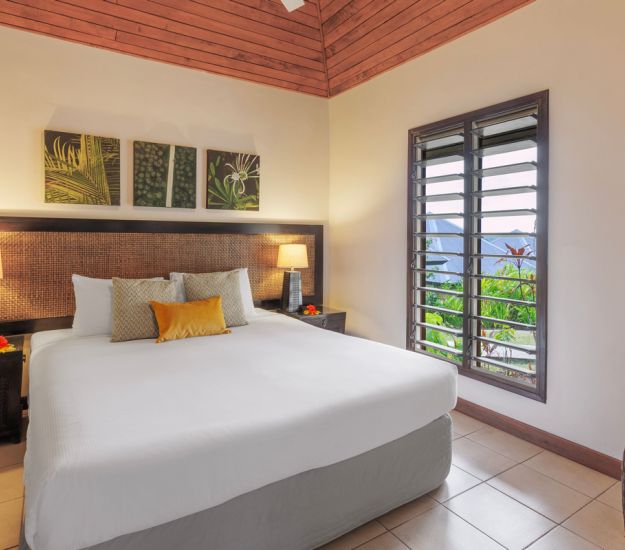 Garden View Bungalow bedroom