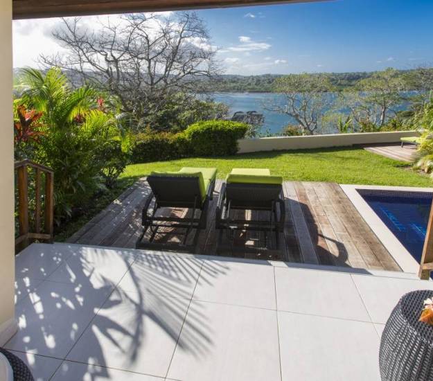 Lagoon Pool Bungalow